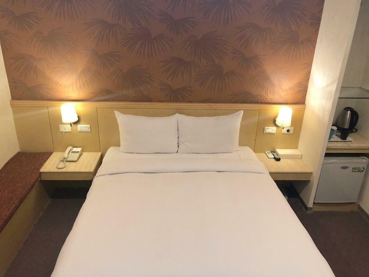 Say Love Hotel Тайпей Екстериор снимка