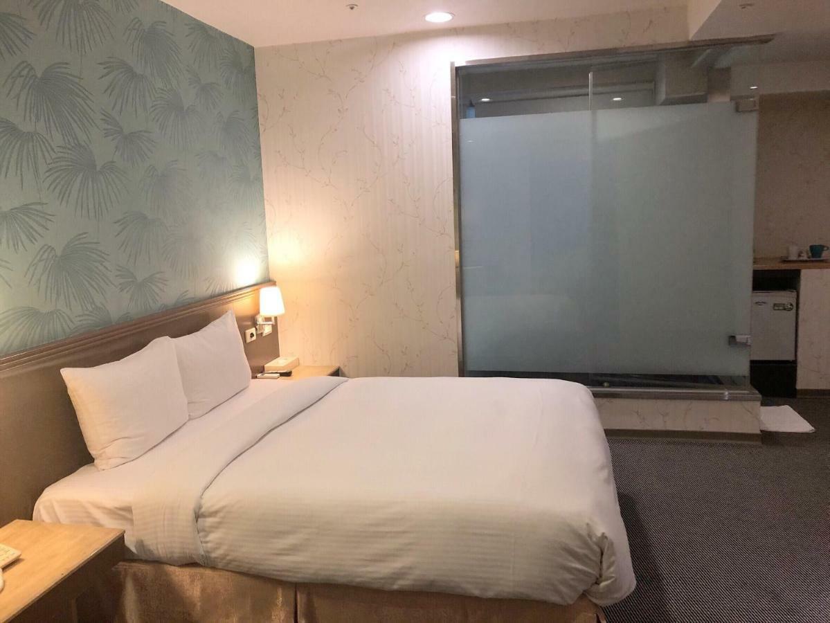 Say Love Hotel Тайпей Екстериор снимка